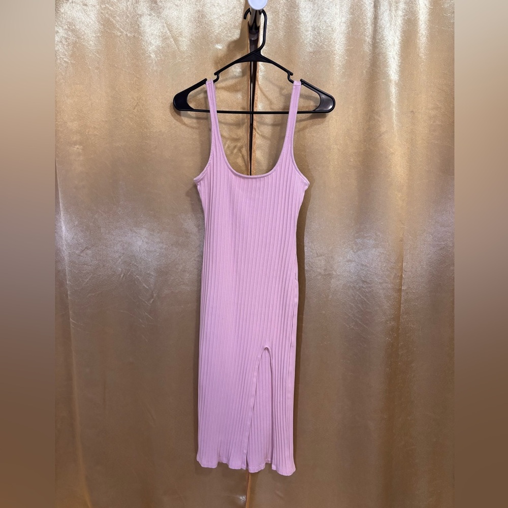 Slim fitting midi dress